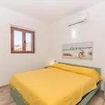 Flat Orizzonte Rosso Apartmán *